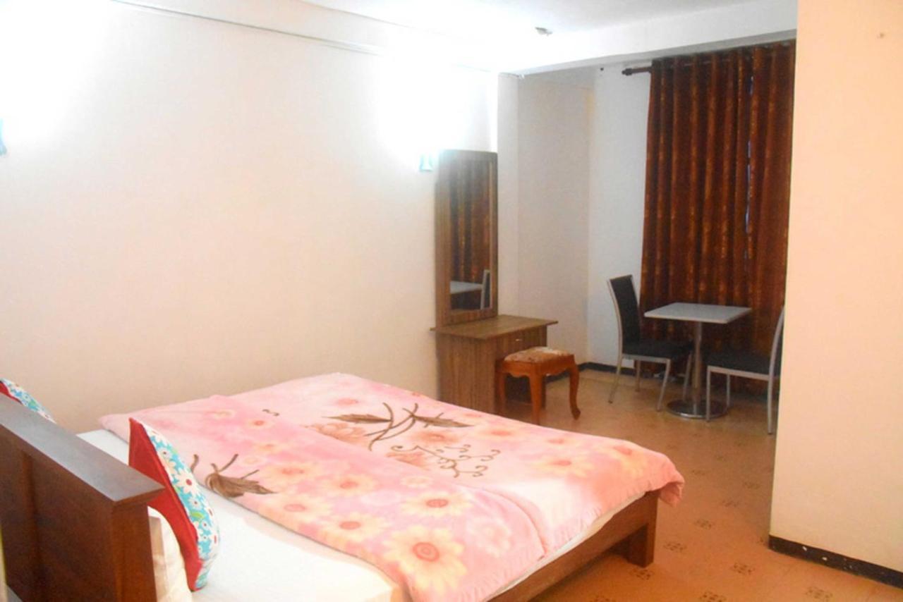 Unique View Nuwaraeliya Nuwara Eliya Exterior photo